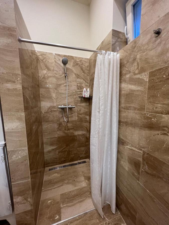 Kalitka Apartman Eger Kültér fotó